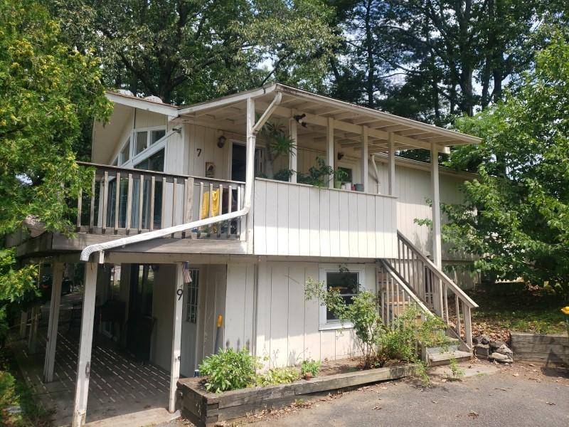 7-9 Perry Hill RD, Kingston, NY 12401