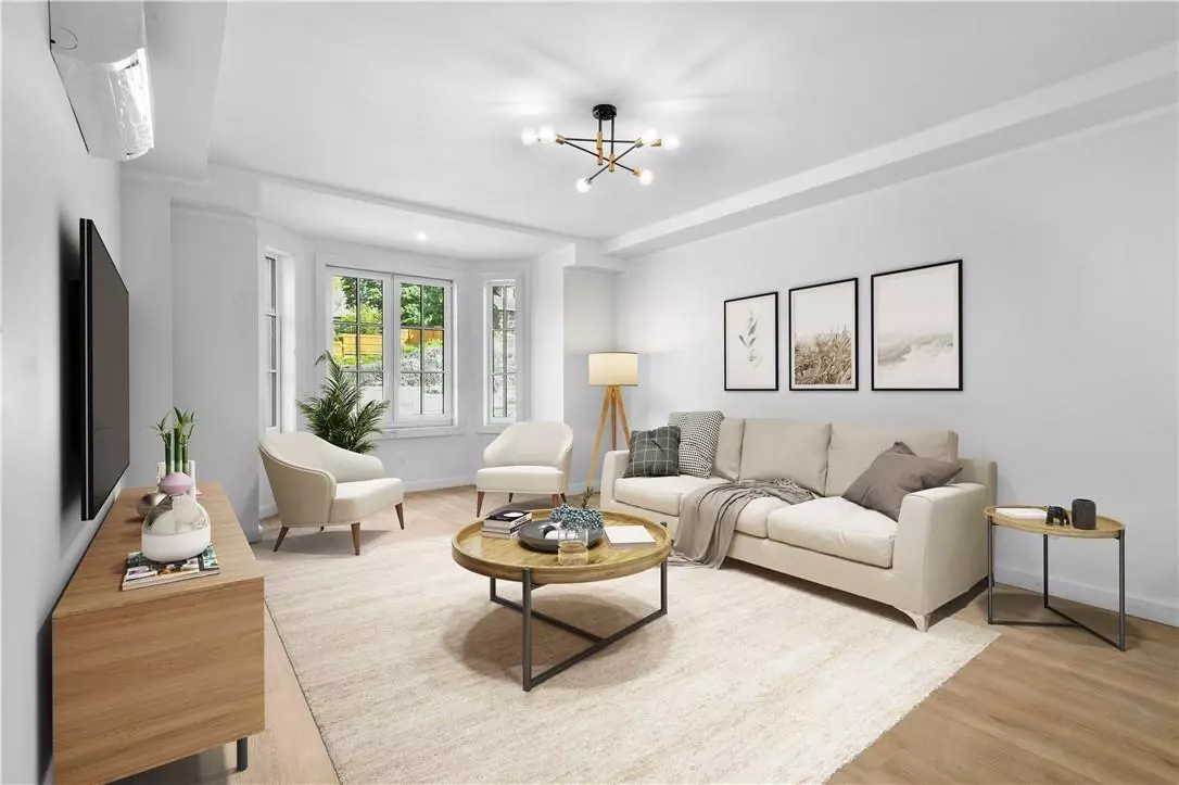 Pelham, NY 10803,139 Fifth AVE #2g