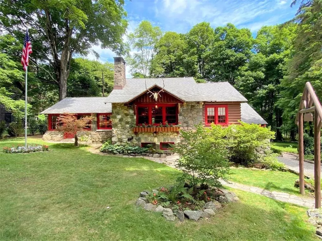 Cold Spring, NY 10516,6 Alpine RD