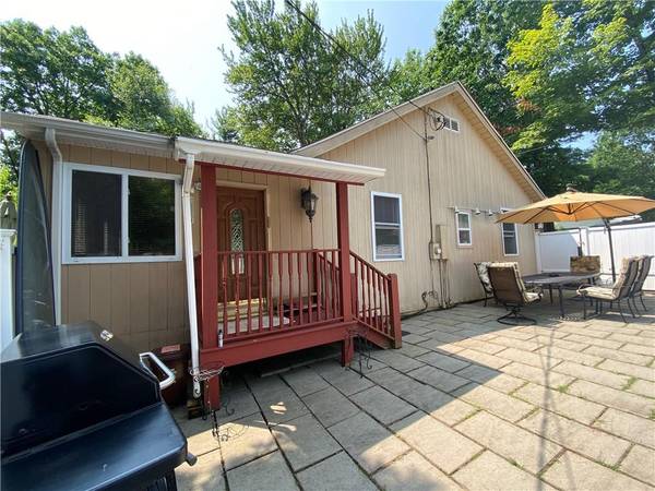 4772 State Route 42 #Unit 1-2, Kiamesha Lake, NY 12751