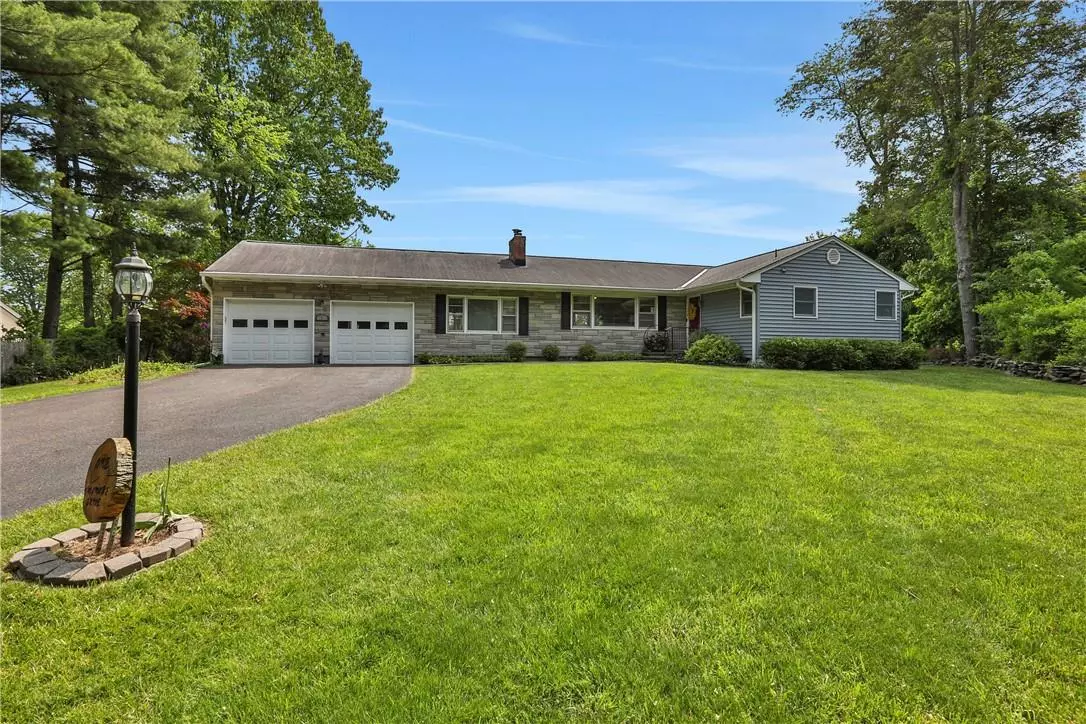 Saugerties, NY 12477,1 Sycamore DR