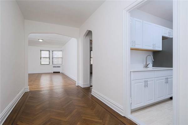 1855 Grand Concourse #44,  Bronx,  NY 10453