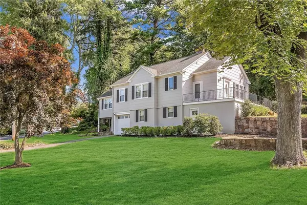 884 Linda AVE, Thornwood, NY 10594