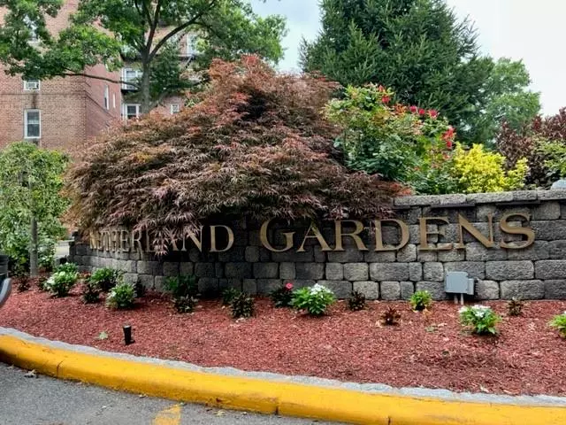 5621 Netherland AVE #3C, Bronx, NY 10471