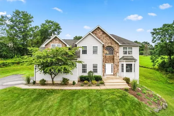 3 Mitts WAY, Campbell Hall, NY 10916