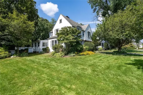 37 Browndale PL, Port Chester, NY 10573