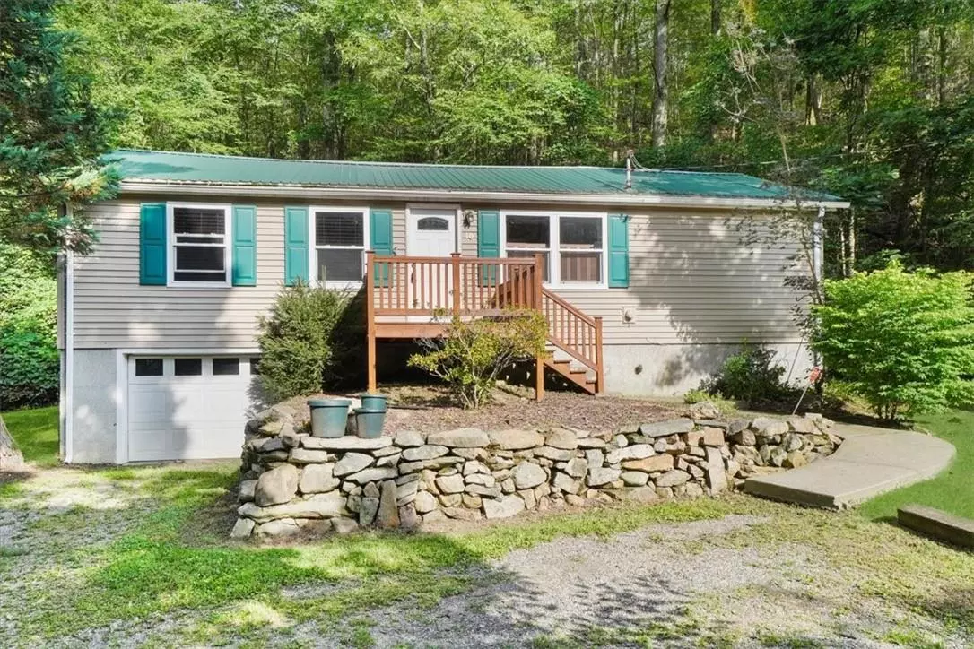 Poughquag, NY 12570,10 Jimmy CT