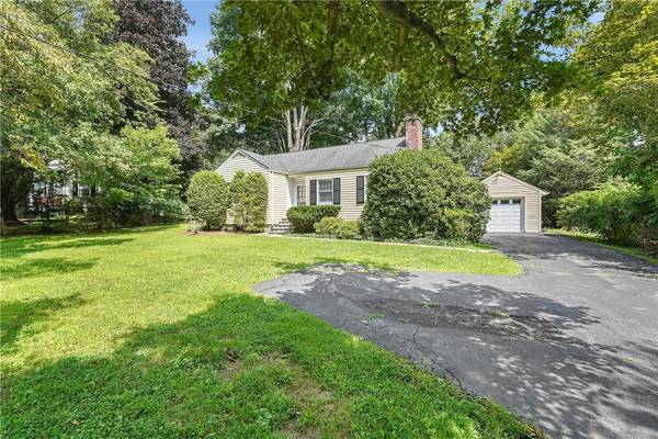 2890 Quinlan ST, Yorktown Heights, NY 10598