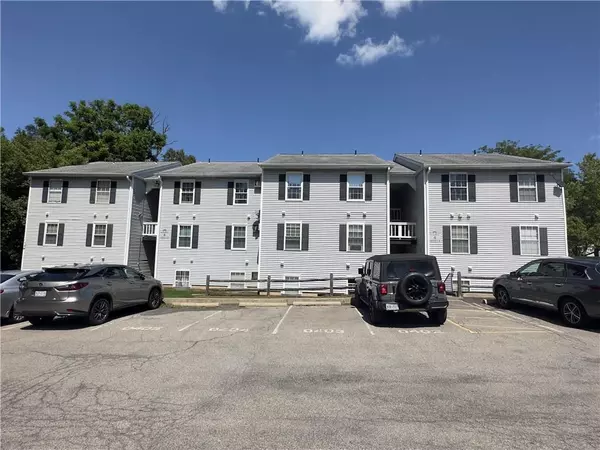 4 Lexington Hiils DR #1, Harriman, NY 10926