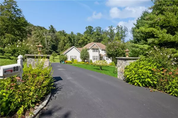 Carmel, NY 10512,80 Pennebrook LN