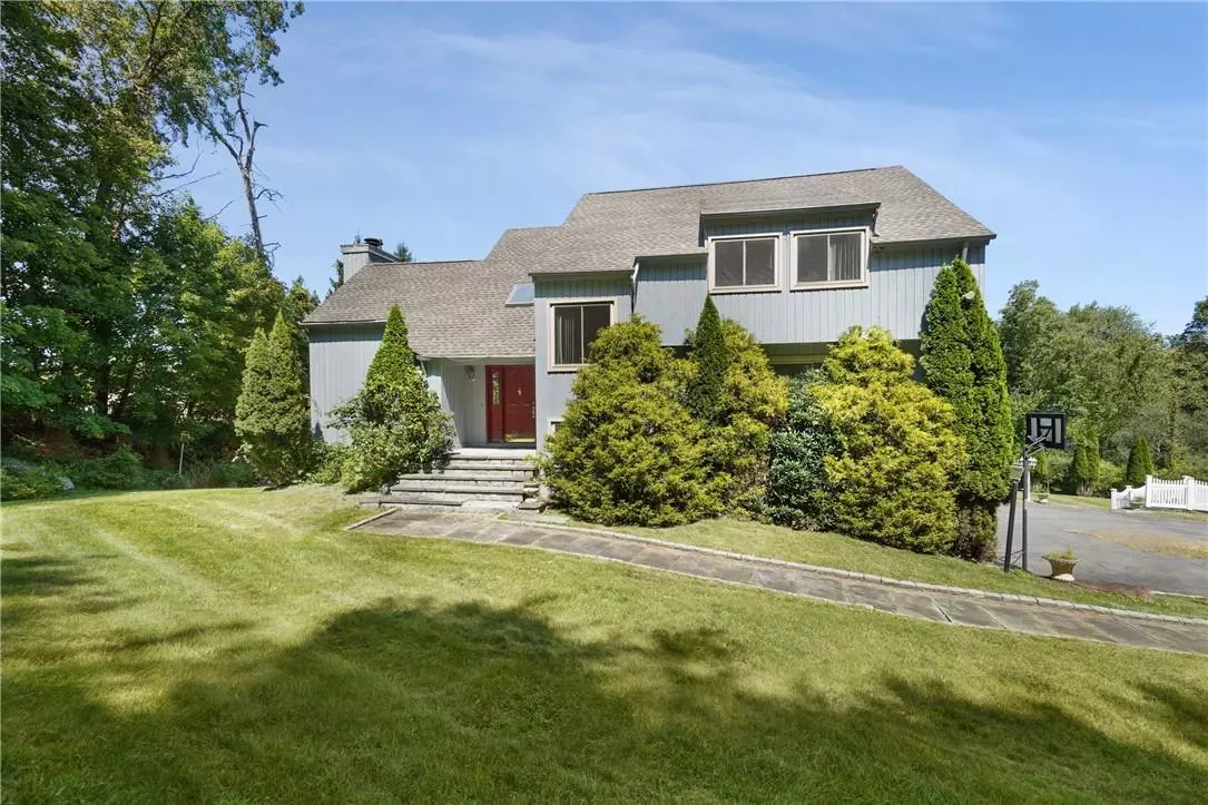 Mahopac, NY 10541,34 Nicole WAY