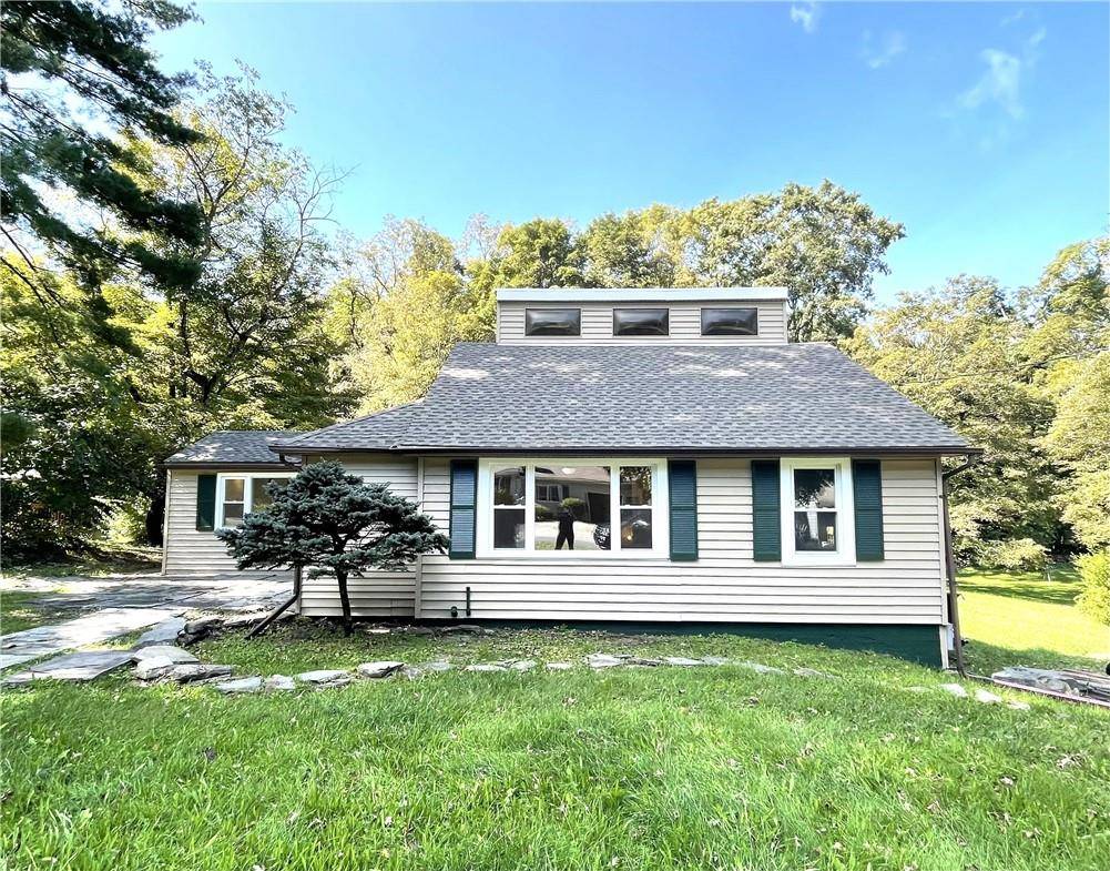 5 Madison AVE, Hyde Park, NY 12538