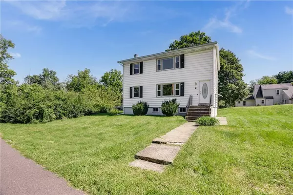 Rhinebeck, NY 12572,15 Violet PL