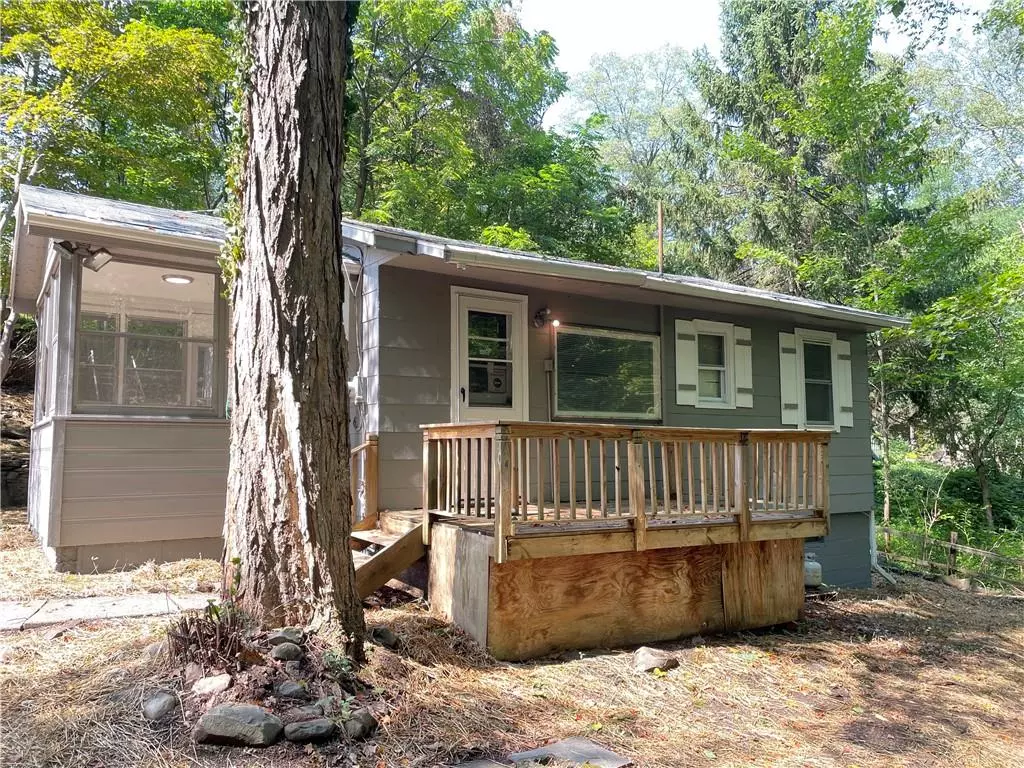 Monroe, NY 10950,3 Higgins TRL