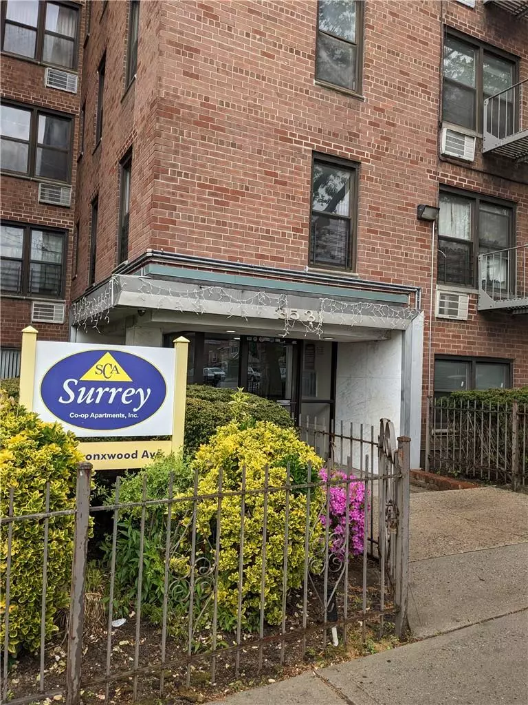 Bronx, NY 10469,3531 Bronxwood AVE #1A