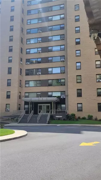 6 Fordham Hill OVAL #2D, Bronx, NY 10468