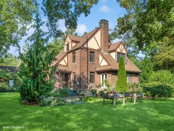 13 Park PL, Highland Falls, NY 10928