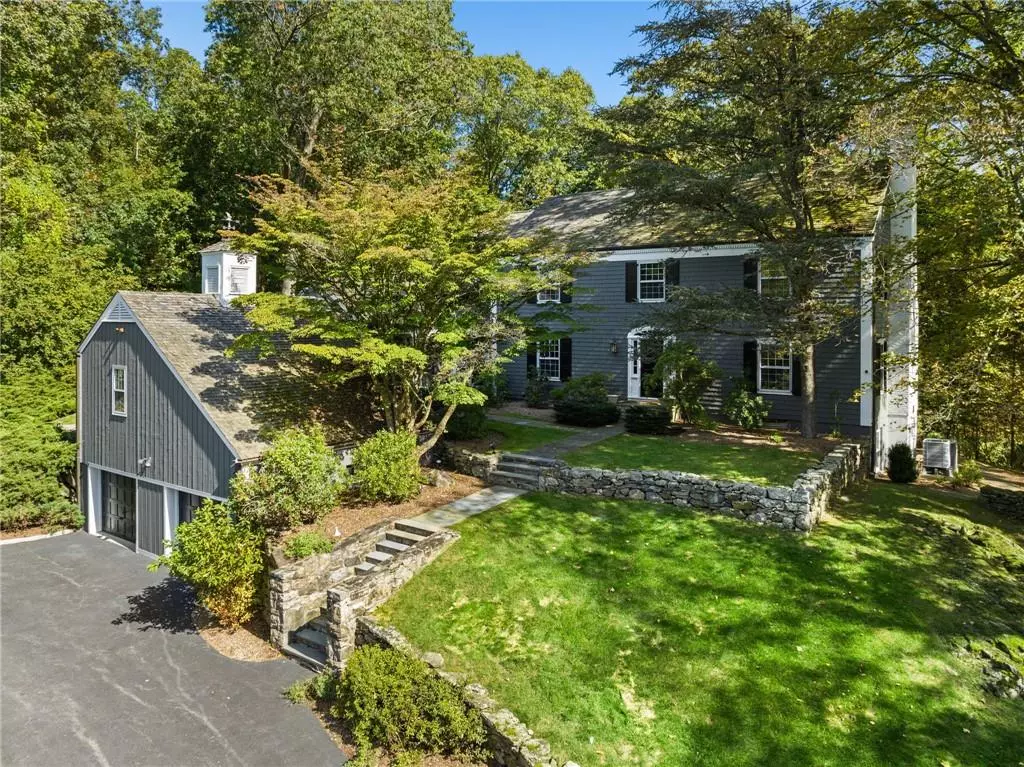 Chappaqua, NY 10514,345 Roaring Brook RD