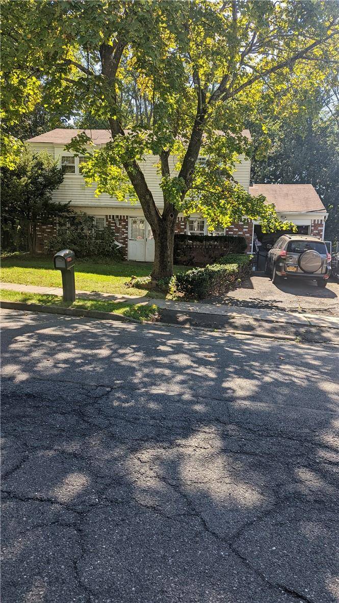 Nanuet, NY 10954,3 Valley DR