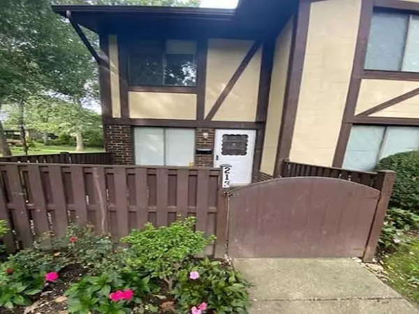 213 Cambridge DR, Brookhaven, NY 11776