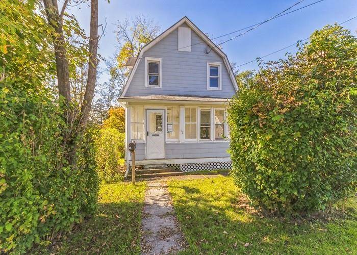 32 Borden AVE, Pine Bush, NY 12566