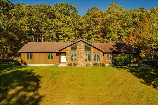 490 Shawanga Lodge RD, Bloomingburg, NY 12721