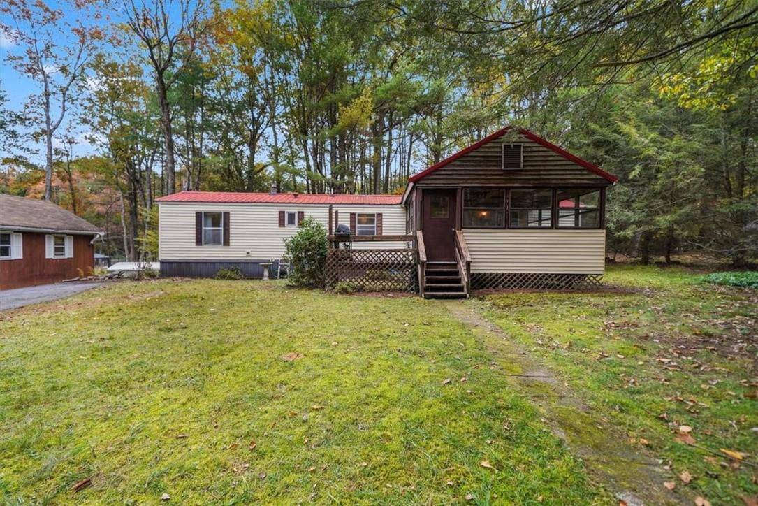 8 Beach RD, Glen Spey, NY 12737