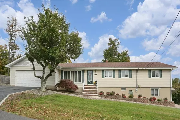 73 Ridge RD, Valley Cottage, NY 10989