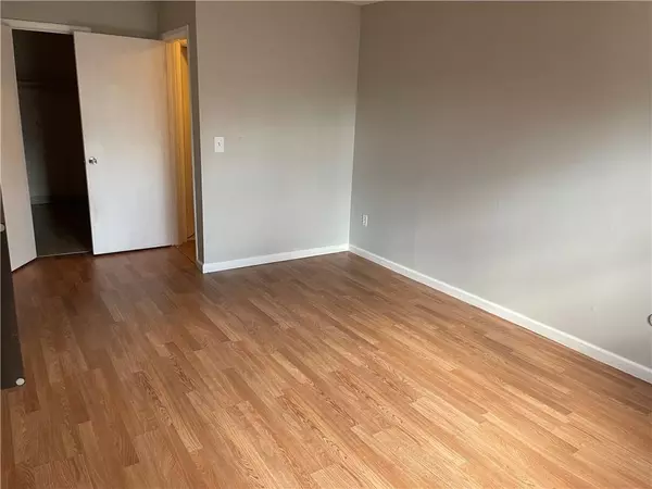 118 Linderman AVE #2B, Kingston, NY 12401