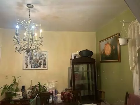 Bronx, NY 10468,110 E 198th ST