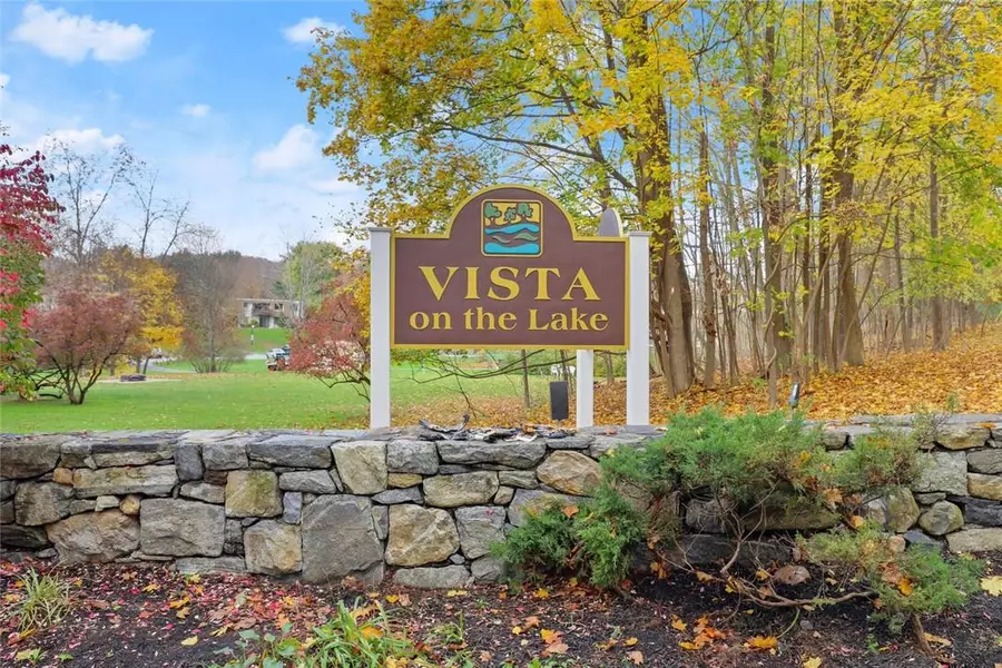 711 Vista on the Lake, Carmel, NY 10512