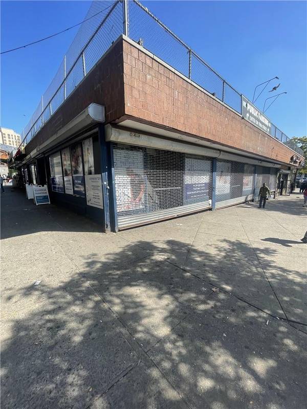 1055 E Tremont AVE #Cellar, Bronx, NY 10460