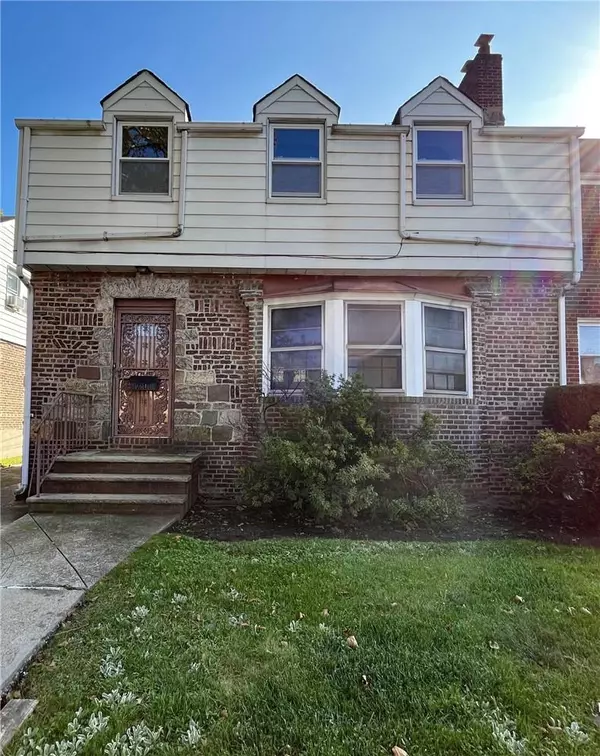 Whitestone, NY 11357,166-40 25th AVE