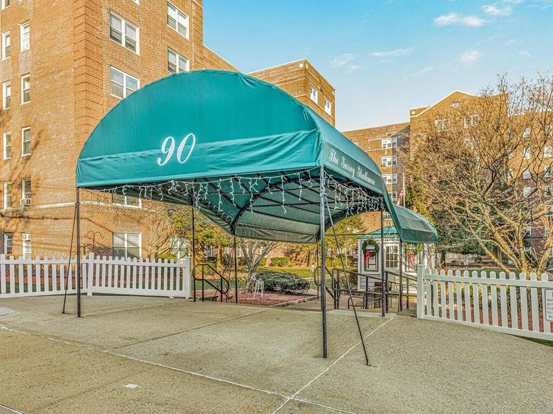 90 Bryant AVE #2B, White Plains, NY 10605