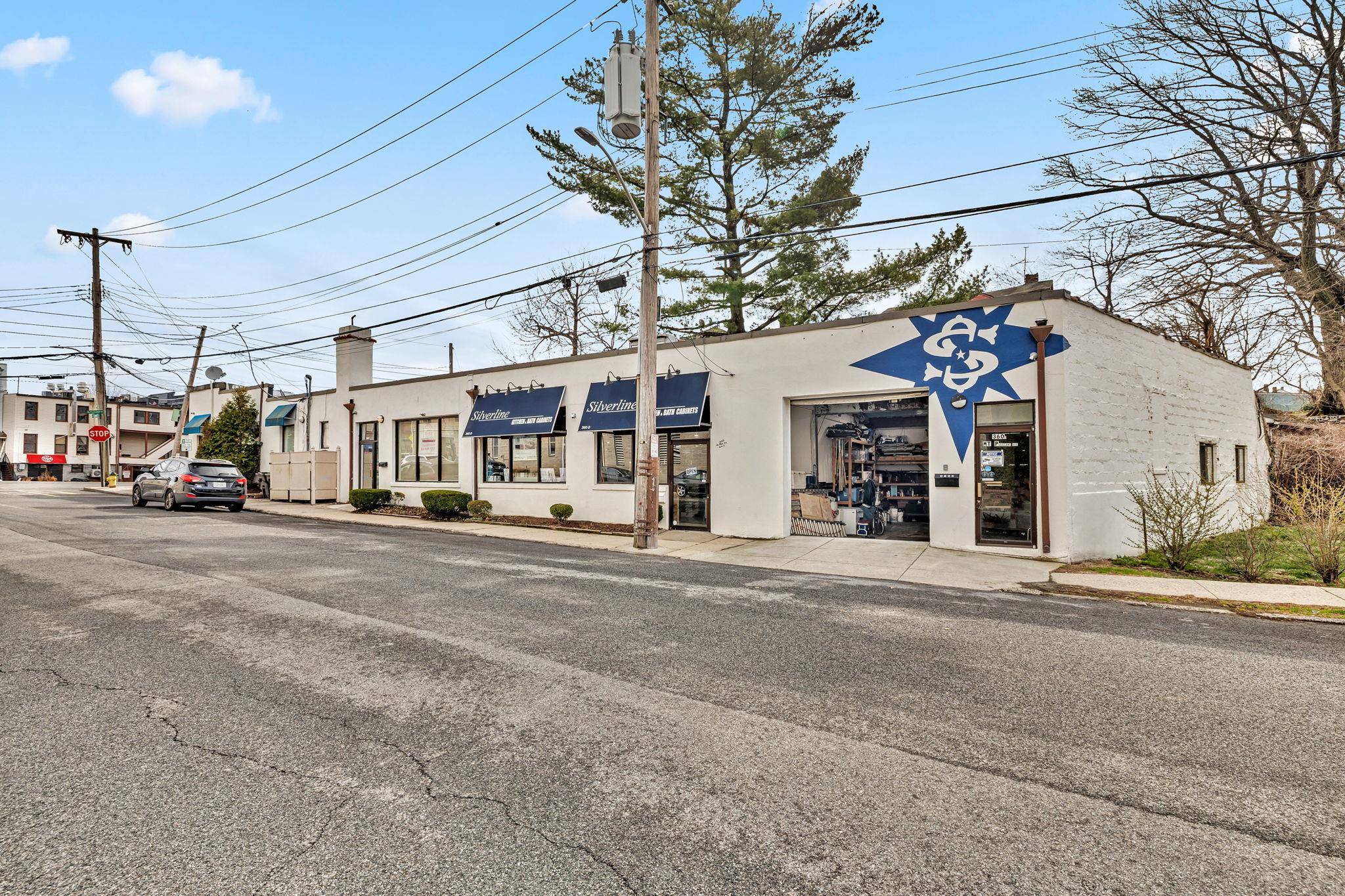 Mamaroneck, NY 10543,360 Mount Pleasant AVE