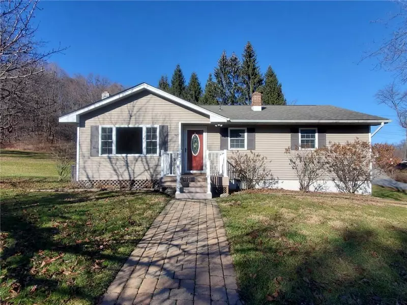32 Karen DR, Middletown, NY 10940