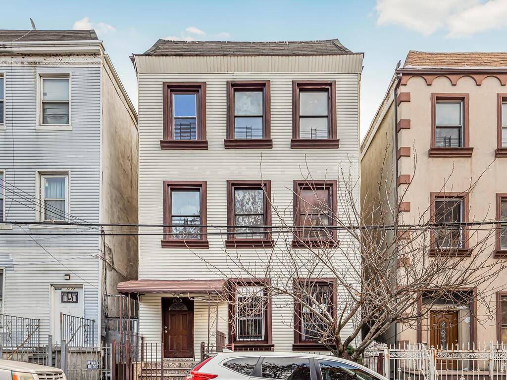 1670 Nelson AVE, Bronx, NY 10453