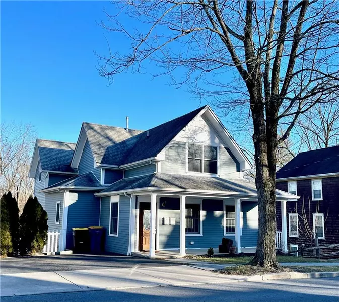 61 South ST #2F, Warwick, NY 10990