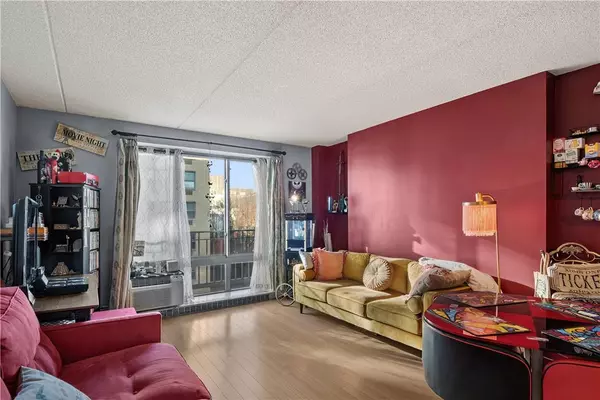 3044 3rd AVE #5D,  Bronx,  NY 10451