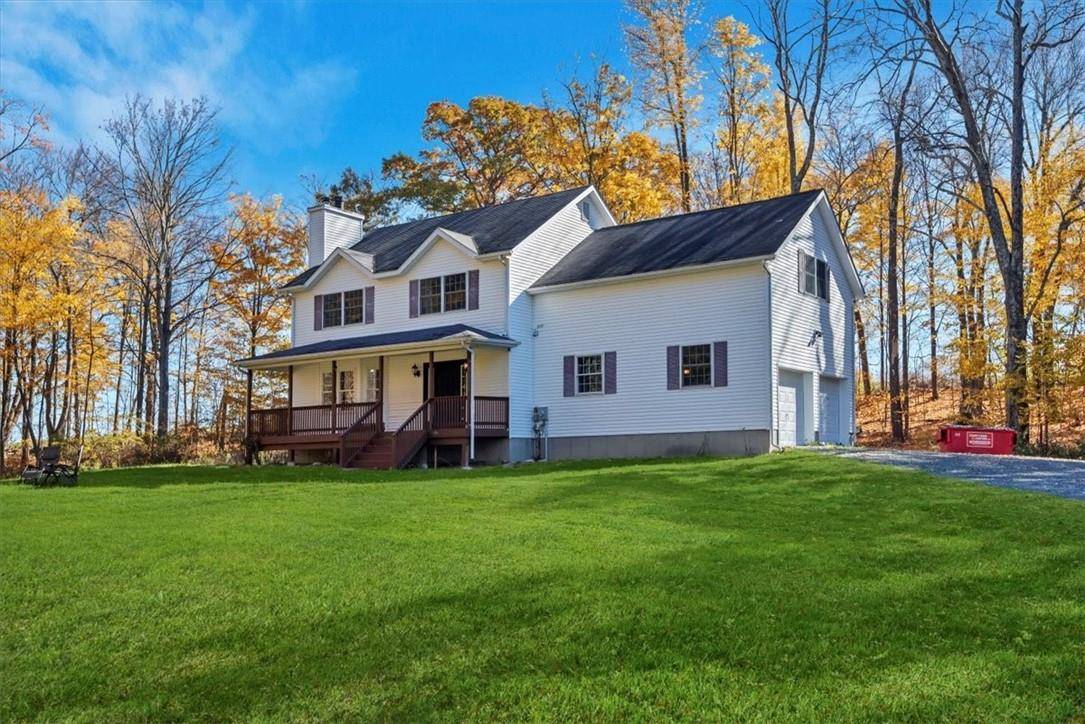 64 Blaha LN, Bloomingburg, NY 12721