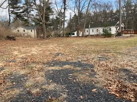 116 Lakeview DR, Cuddebackville, NY 12729