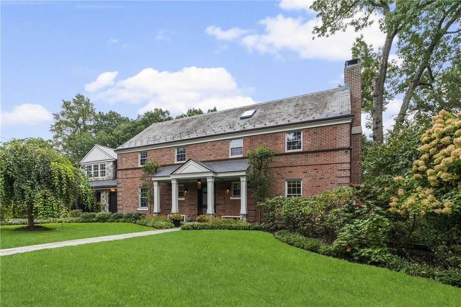 221 Barnard RD, Larchmont, NY 10538
