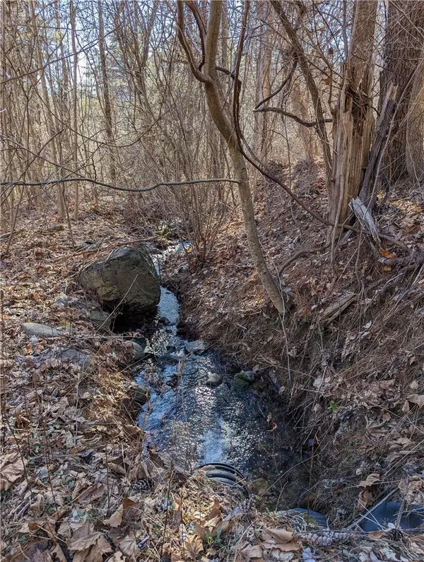 Wawarsing, NY 12489,Lundy RD