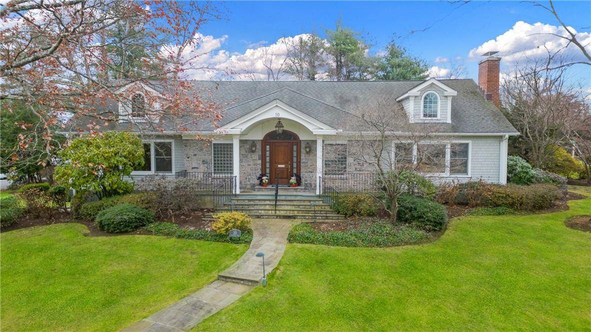 10 Wheelock RD, Scarsdale, NY 10583