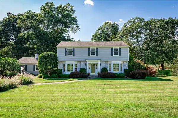 Armonk, NY 10504,7 Maple WAY