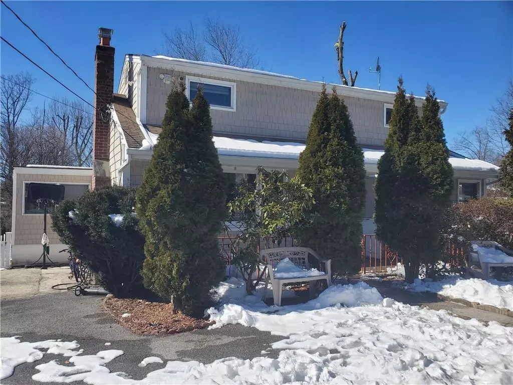 Mohegan Lake, NY 10547,3207 Mohegan AVE