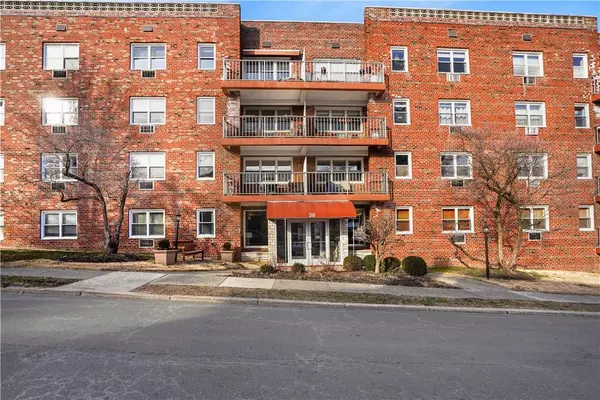 38 4th AVE #3-J,  Nyack,  NY 10960