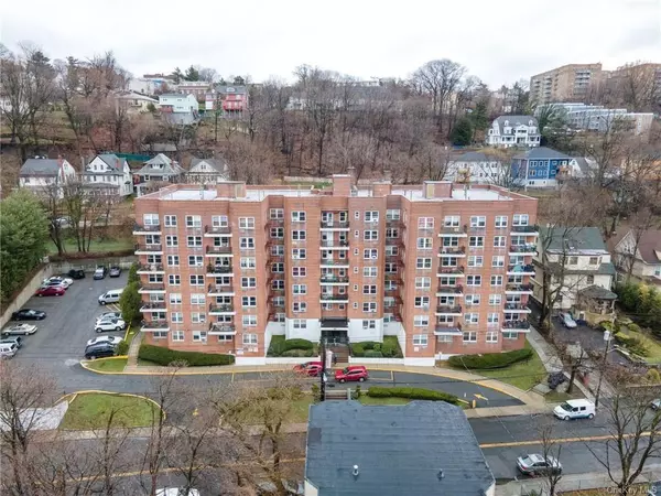 440 Warburton AVE #3D, Yonkers, NY 10701