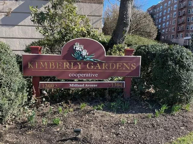 1304 Midland AVE #A74, Yonkers, NY 10704