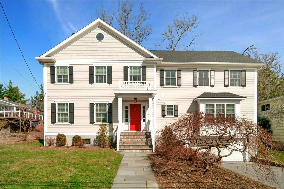 77 Shepherds DR, Scarsdale, NY 10583